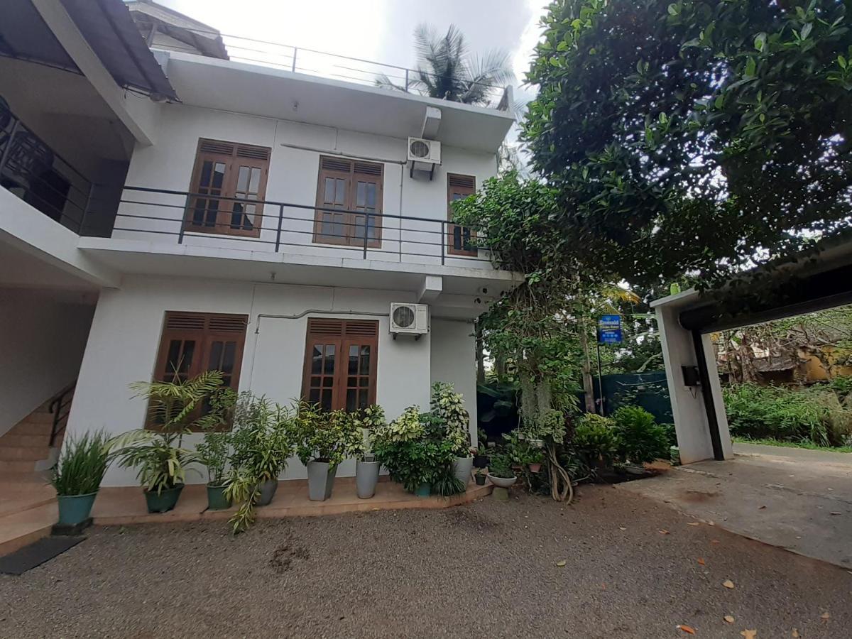 Emarald Holiday Homes Anuradhapura Zewnętrze zdjęcie