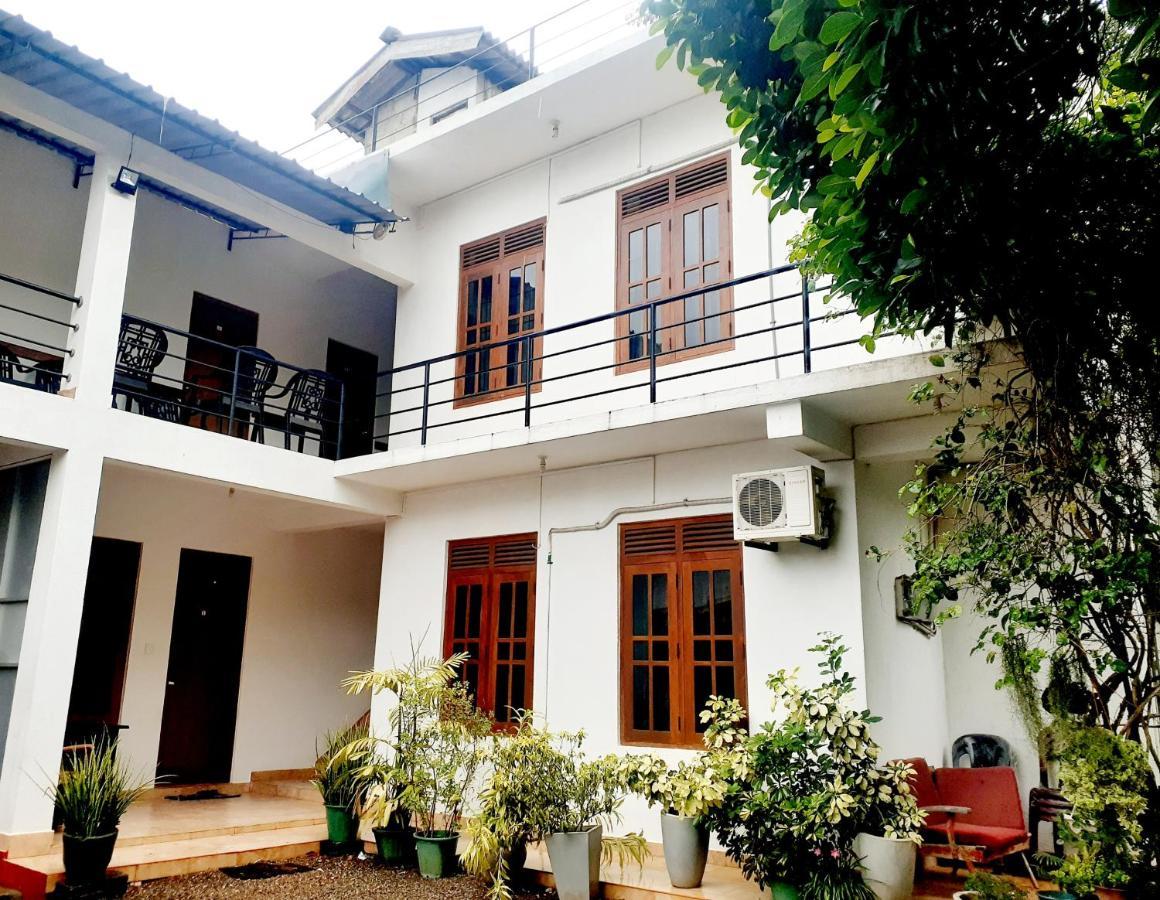 Emarald Holiday Homes Anuradhapura Zewnętrze zdjęcie