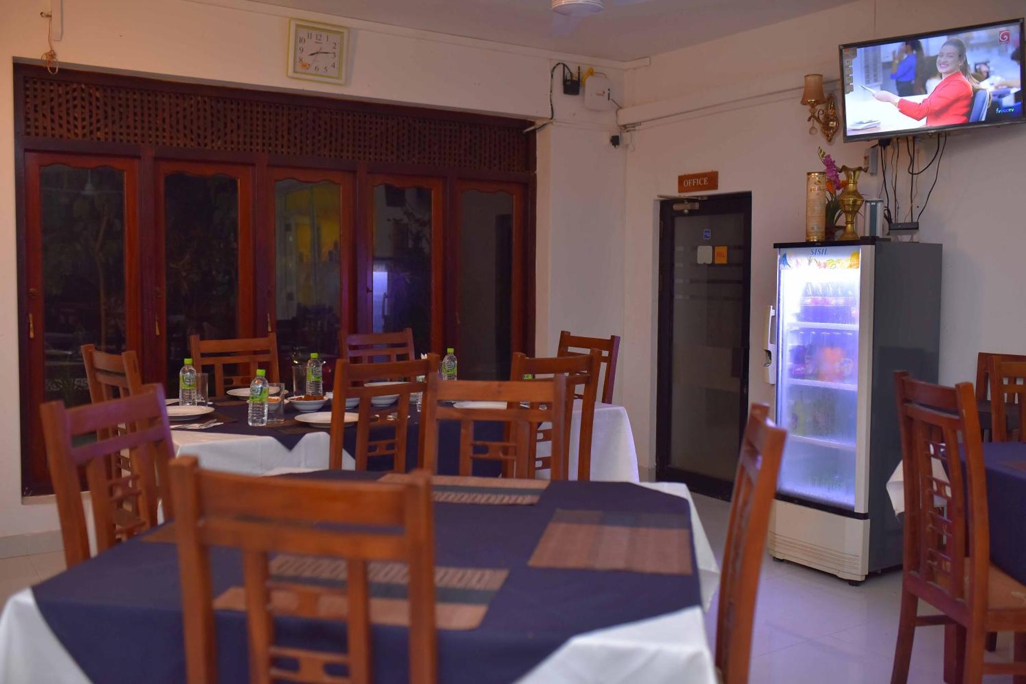 Emarald Holiday Homes Anuradhapura Zewnętrze zdjęcie